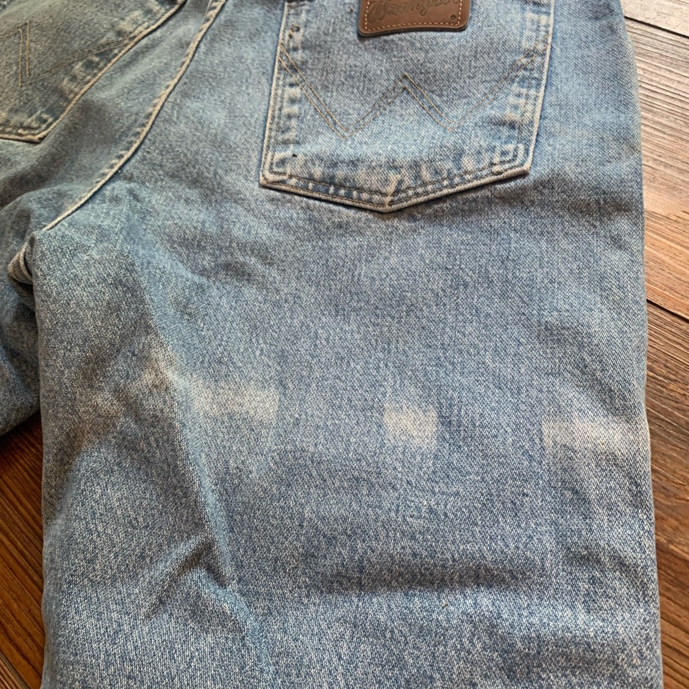 Wrangler Jeans Mens 32x34 Blue Wash Regular Fit 47MWZ Cowboy Western Distressed - Picture 9 of 11